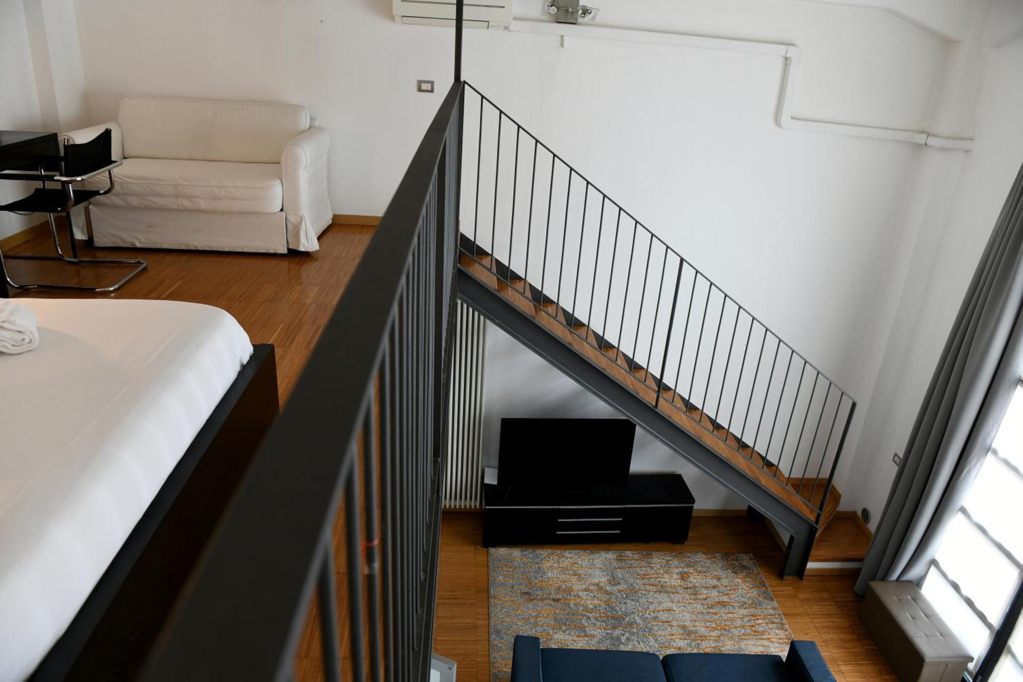Loft Industrial Revival Holiday home